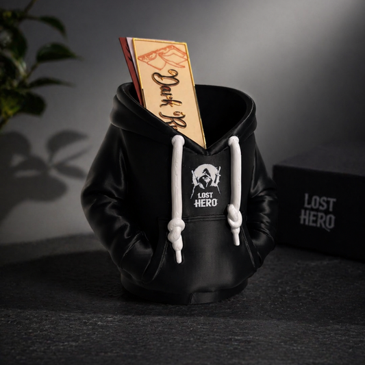 Stiftehalter im Hoodie-Design Spezial Edition "Lost Hero"